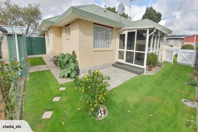 Photo of property in 24 Devon Street, Levin, 5510