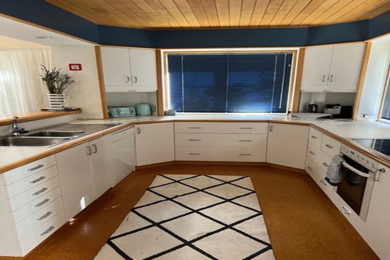 Photo of property in 11 Waimana Place, Wanaka, 9305