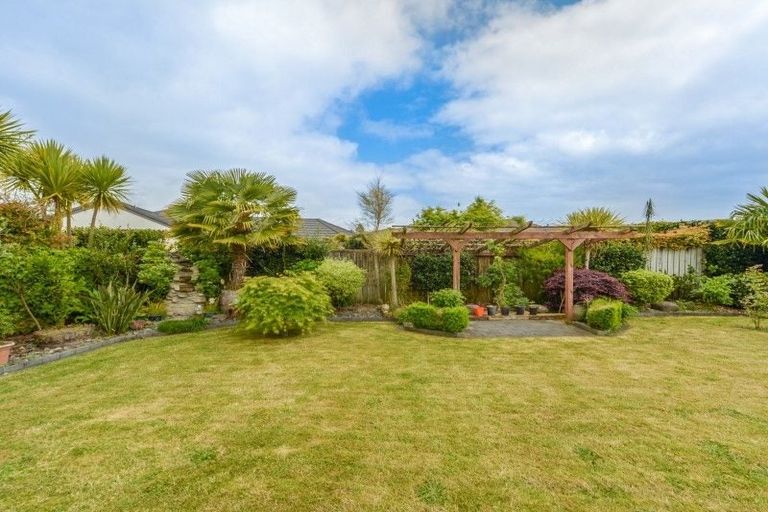 Photo of property in 20 Ballantrae Place, Huntington, Hamilton, 3210