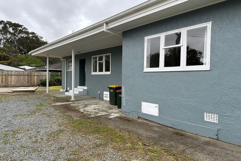 Photo of property in 9 Foster Street, Taita, Lower Hutt, 5011
