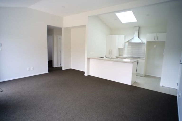 Photo of property in 41b Collins Avenue, Tawa, Wellington, 5028