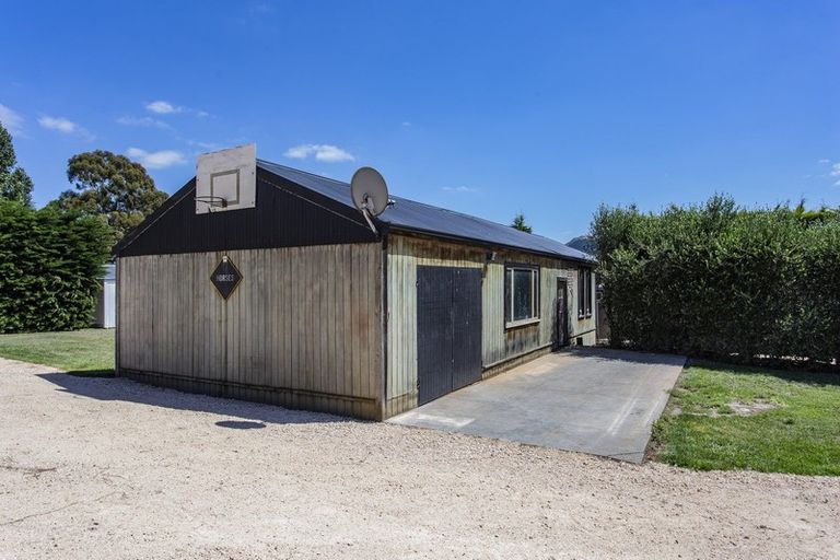 Photo of property in 859 Waikari Valley Road, Scargill, Amberley, 7483