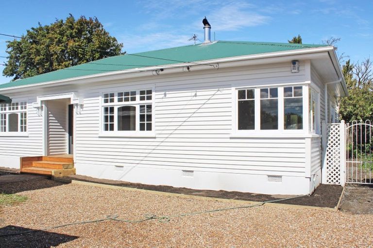 Photo of property in 62 Opawa Road, Waltham, Christchurch, 8023