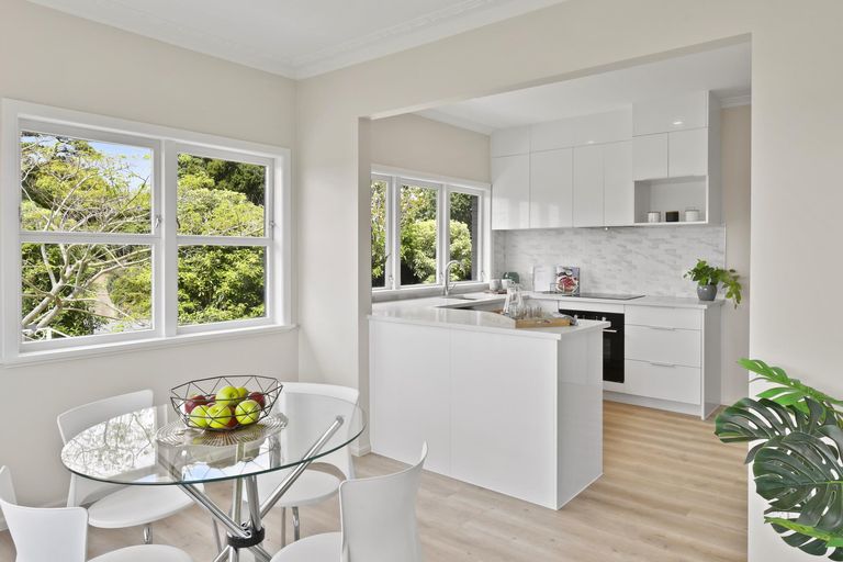 Photo of property in 1a Prospect Terrace, Milford, Auckland, 0620