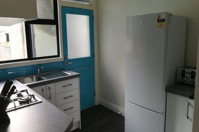 Photo of property in 74-76 Te Awe Awe Street, Hokowhitu, Palmerston North, 4410