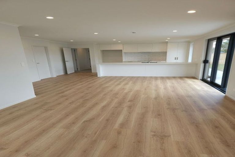 Photo of property in 10 Sunline Crescent, Paeroa, 3600