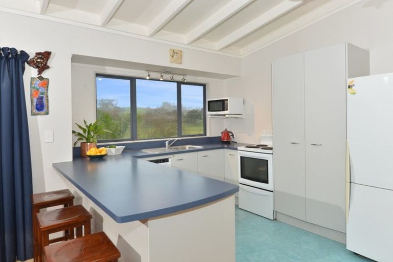 Photo of property in 132 Omana Road, Waiotira, 0193