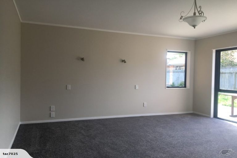Photo of property in 9 Jeannie Way, Waikanae Beach, Waikanae, 5036