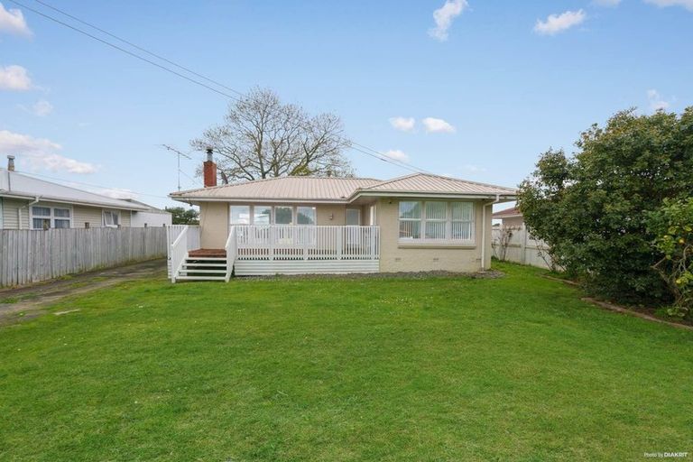 Photo of property in 14 Cornwall Road, Papatoetoe, Auckland, 2025