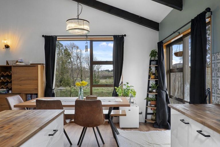 Photo of property in 10 Malvern Hills Road, Sheffield, 7500