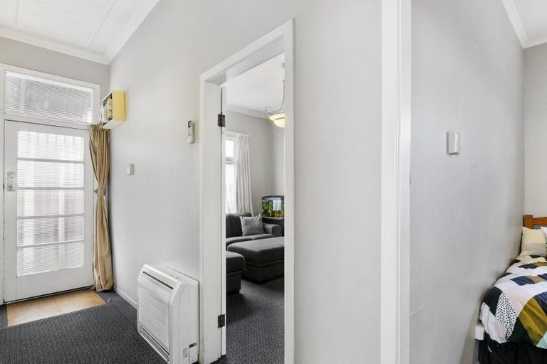 Photo of property in 59 Oxford Street, South Dunedin, Dunedin, 9012