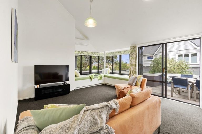 Photo of property in 112 Selwyn Avenue, Mission Bay, Auckland, 1071