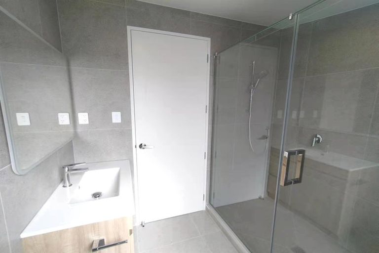 Photo of property in 36a Marendellas Drive, Bucklands Beach, Auckland, 2014