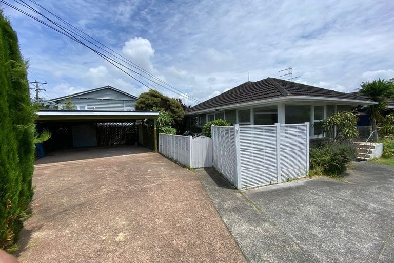 Photo of property in 1/59 Shakespeare Road, Milford, Auckland, 0620