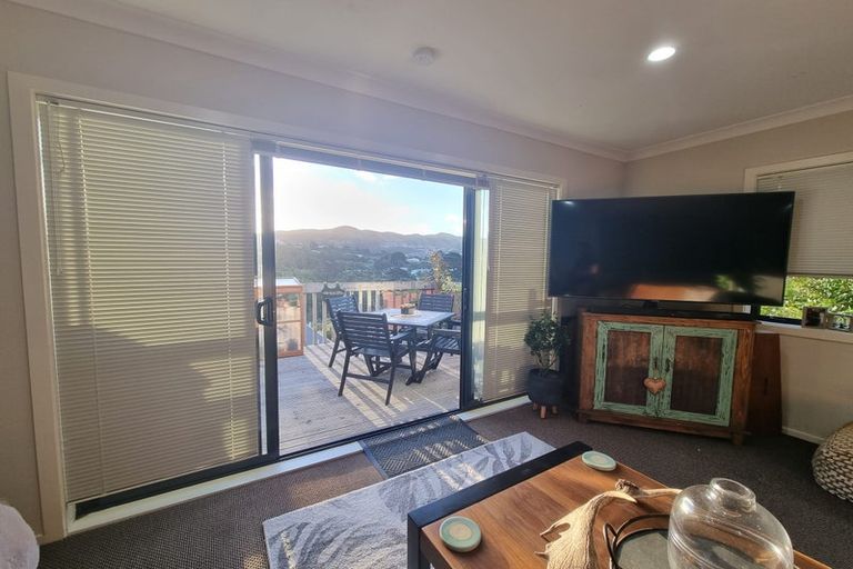 Photo of property in 28c Ronald Woolf Place, Churton Park, Wellington, 6037