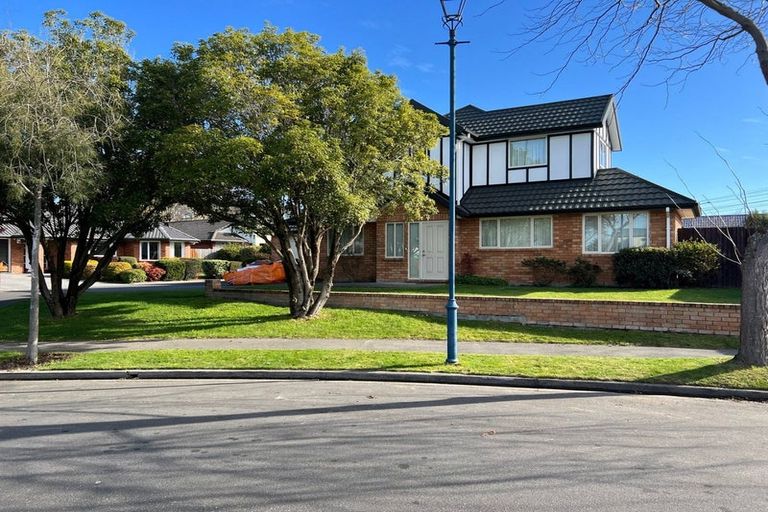 Photo of property in 49 Chesterfield Mews, Russley, Christchurch, 8042