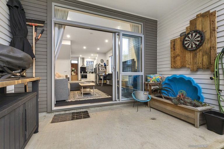 Photo of property in 1/24 Tamar Street, Island Bay, Wellington, 6023