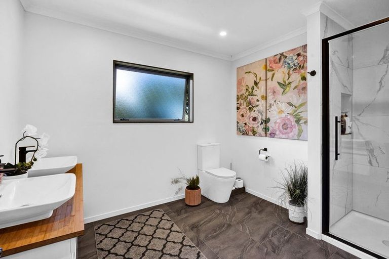 Photo of property in 126a Whenuku Road, Normanby, Hawera, 4675