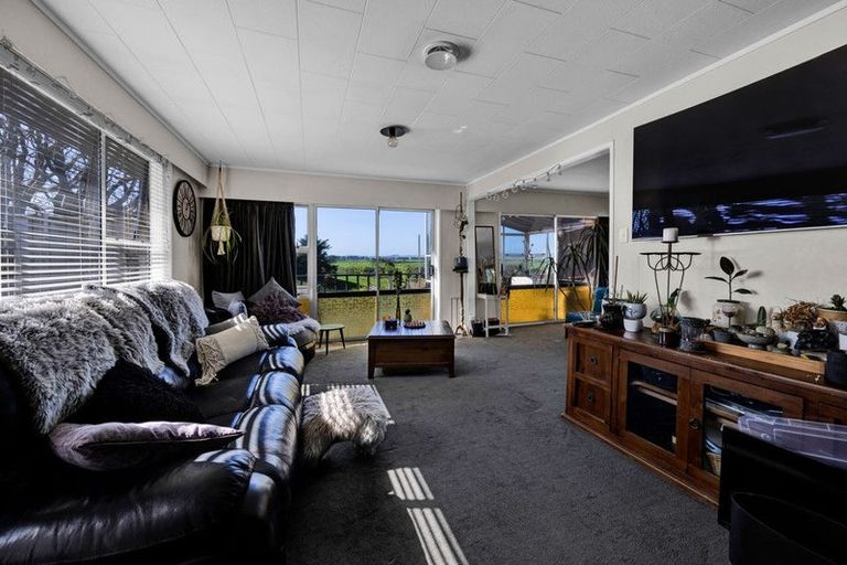 Photo of property in 4 Ropata Street, Hawera, 4610