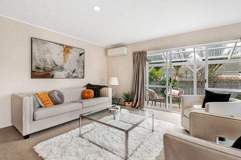 Photo of property in 2/24a Wolsley Avenue, Milford, Auckland, 0620