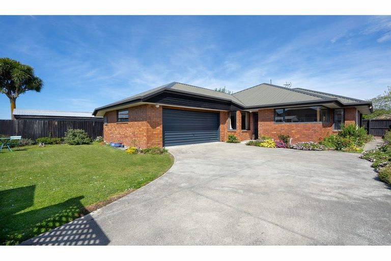 Photo of property in 2/59 Bevington Street, Avonhead, Christchurch, 8042
