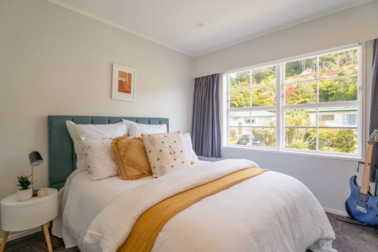 Photo of property in 24 Oriel Avenue, Tawa, Wellington, 5028