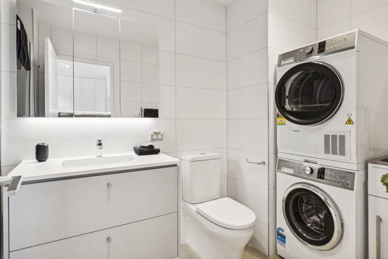 Photo of property in The Victor, 411/4 Bute Road, Browns Bay, Auckland, 0630