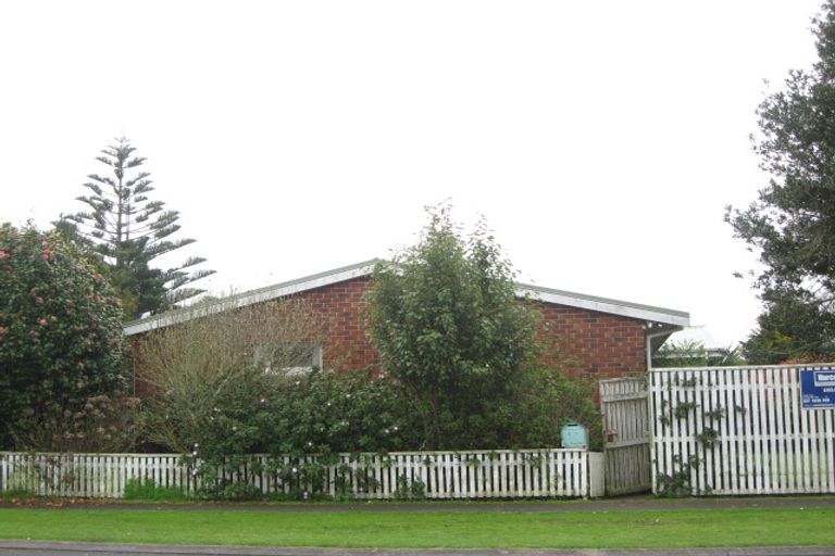 Photo of property in 20 Parris Street, Waitara, 4320