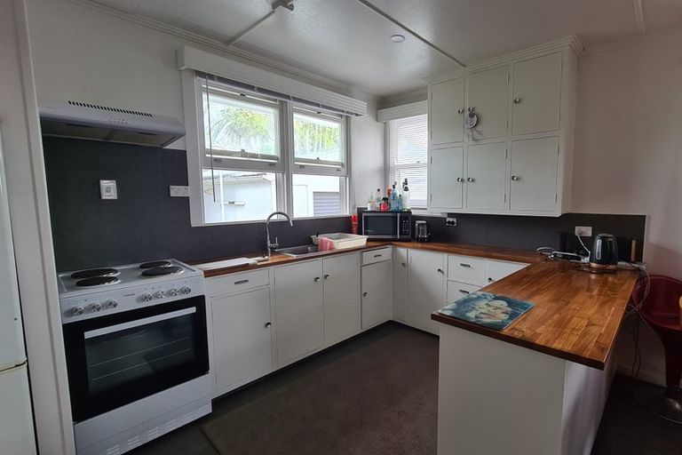 Photo of property in 221 Lytton Road, Elgin, Gisborne, 4010