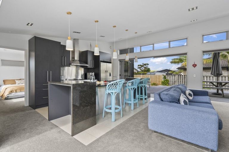 Photo of property in 23 Kedge Drive, Mangawhai, 0505