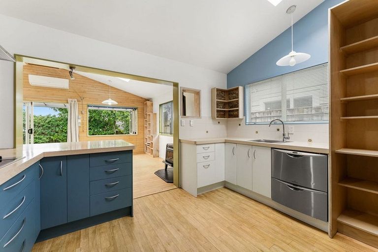 Photo of property in 49b Percy Road, Papamoa Beach, Papamoa, 3118