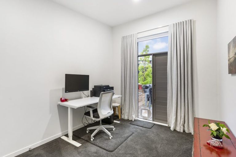 Photo of property in 9 Bayview Park Lane, Orewa, 0931