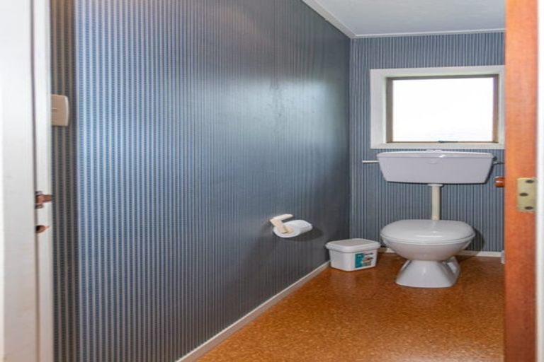 Photo of property in 131 Tuna Place, Onemana, Whangamata, 3691