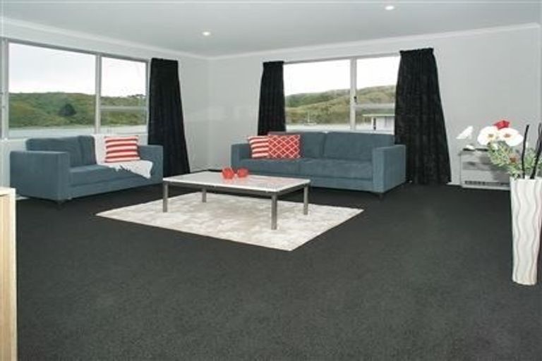 Photo of property in 3 Brora Crescent, Papakowhai, Porirua, 5024