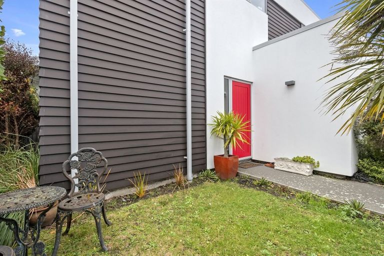 Photo of property in 34a Packe Street, Edgeware, Christchurch, 8013