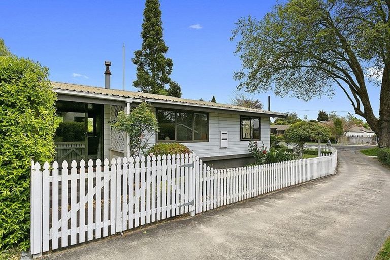 Photo of property in 37a Hall Street, Cambridge, 3434