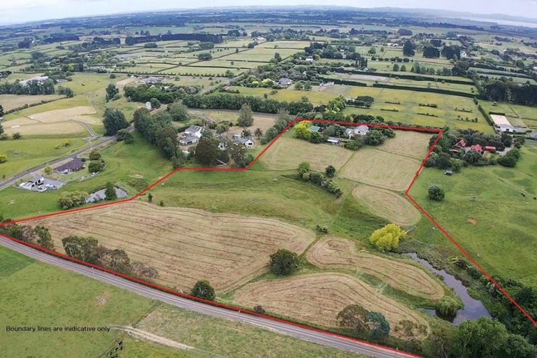 Photo of property in 22 Ewen Place, Karaka, Papakura, 2580