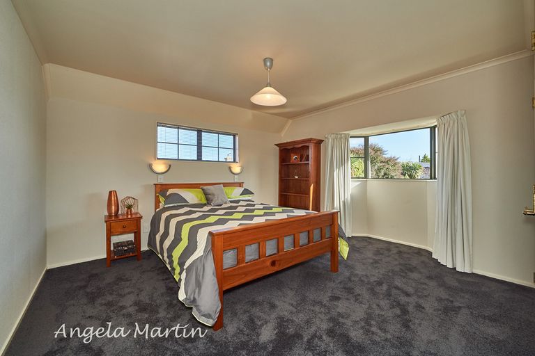 Photo of property in 7 Carow Street, Palmerston North, 4410