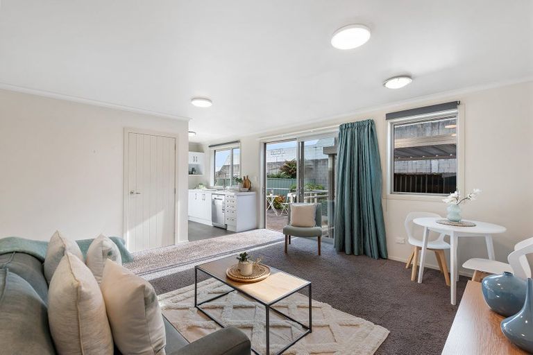 Photo of property in 2c Dey Street, Mosgiel, 9024