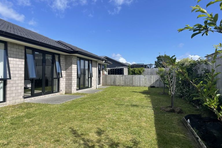 Photo of property in 6 Tilly Lane, Huapai, Kumeu, 0810