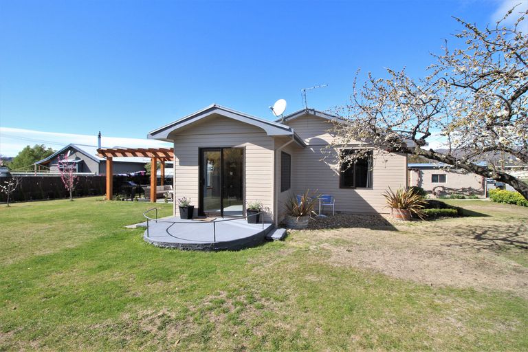 Photo of property in 3 Ashworth Street, Alexandra, 9320