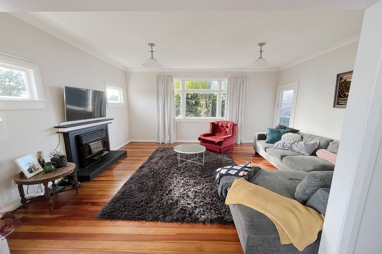 Photo of property in 60 Seddon Street, Takaro, Palmerston North, 4412