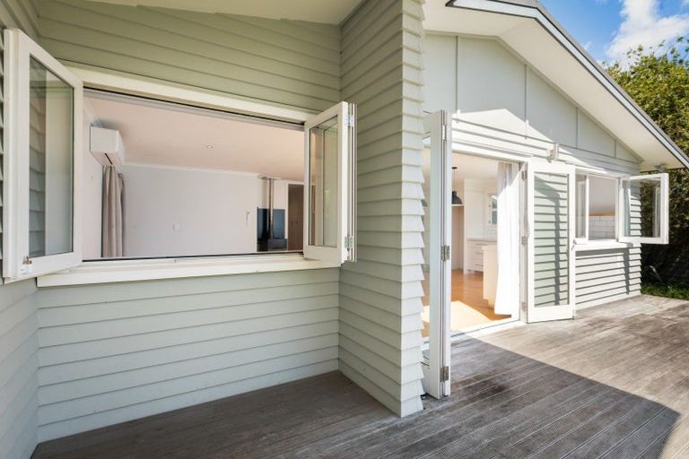 Photo of property in 58 Beach Road, Katikati, 3129