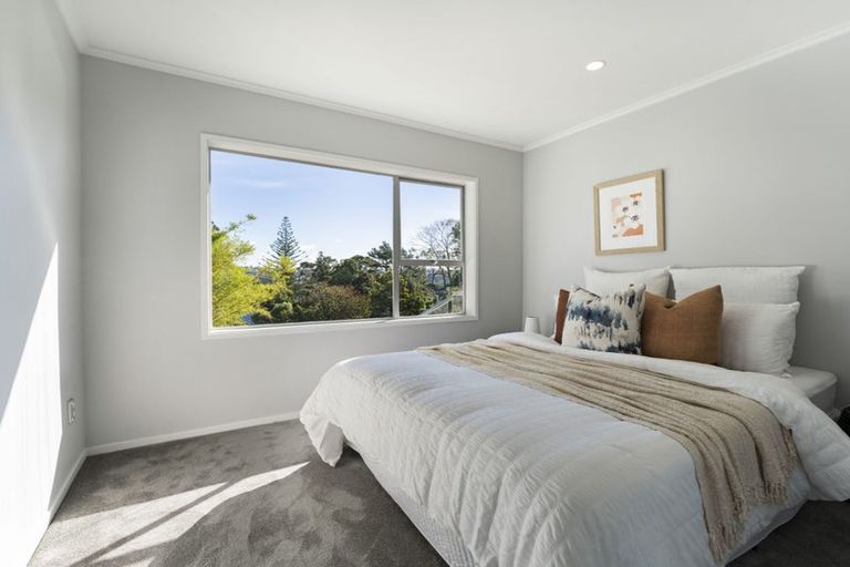 Photo of property in 11 Redwood Drive, Massey, Auckland, 0614