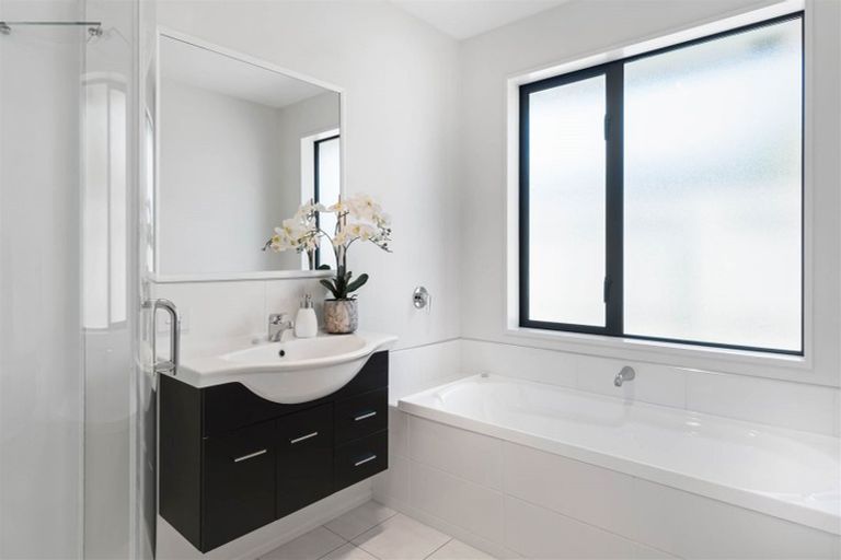 Photo of property in 8 Clematis Place, Wigram, Christchurch, 8042