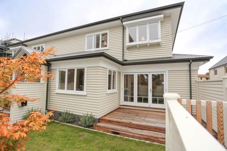 Photo of property in 11b Rhodes Street, Merivale, Christchurch, 8014