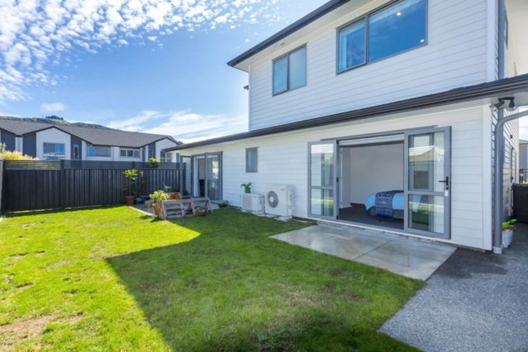 Photo of property in 9 Chalfont Road, Silverstream, Upper Hutt, 5019