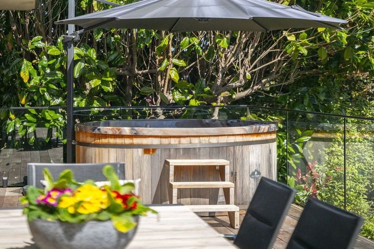 Photo of property in 40 Arrowsmith Avenue, Waipahihi, Taupo, 3330