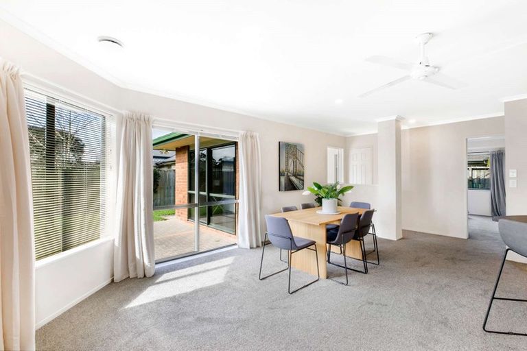 Photo of property in 13 Lockhart Place, Rototuna, Hamilton, 3210