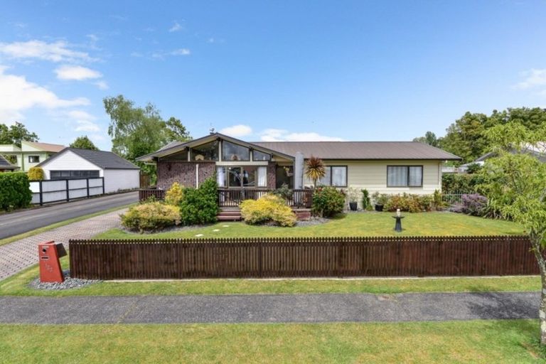 Photo of property in 123 Amanda Avenue, Dinsdale, Hamilton, 3204